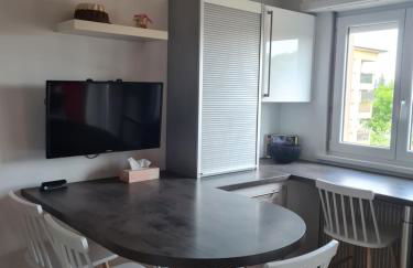 Appartement proche centre-ville, parking gratuit - Foto 6