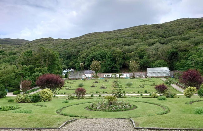 Leap Year Cottage by Lake Beaghcauneen in Clifden - Foto 24
