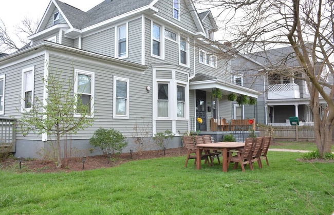 THE 1023 With Private Yard & Parking, Near Falls & Casino by Niagara Hospitality - Photo 46