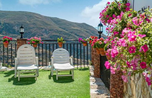 Pet Friendly Home In Mecina Bombarón - Foto 1