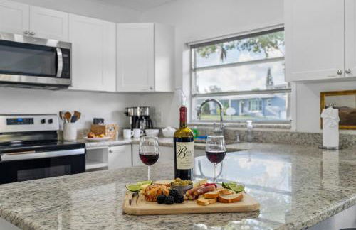 Amazing Mid Century Coastal, Heated Pool, Beaches - Foto 22