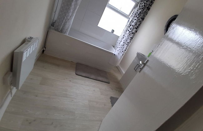 Blackpool - 2-beds - Sleeps 5 - Pet Friendly - Photo 18