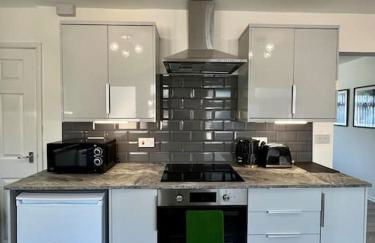 Welsh Getaway Home No 2 - 10 mins to Bike Park Wales - Photo 18