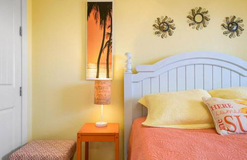 BEACHFRONT with DECK Hot Tub and View and Cargo Lift Sleeps 14 - Foto 44