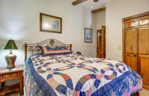 3 Mi to Ruby Falls The Downer House with Yard - Foto 14