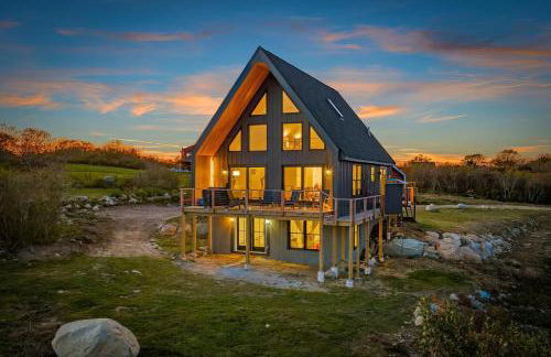 Cuttyhunk Waterfront - Private Beach & Patio - Foto 1