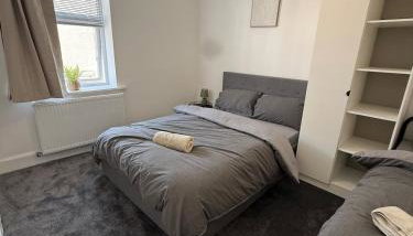 ResiLets Barnard St NEW Large 4 Bed House, Contractor Stays, Central - Foto 4