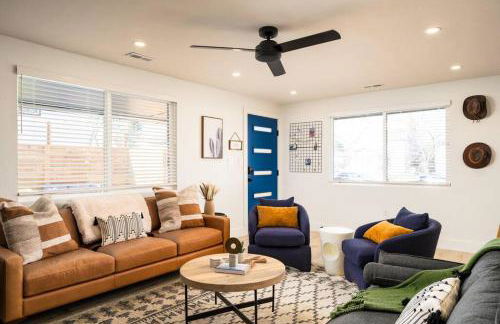 Wild West Disco Haus 2! New Hot Tub, Patio + Gym - Foto 3