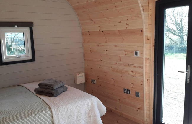 Hornbeam Eco Cabin - Sleeps 2 - Valley View - Foto 3