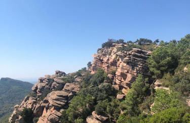 Acogedora y moderna casa en pueblo - Photo 22