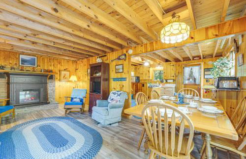 Quiet and Remote Cottage on Panther Pond! - Foto 5