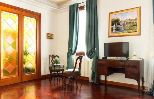 Palladio House, spaziosa elegante e centrale - Photo 19