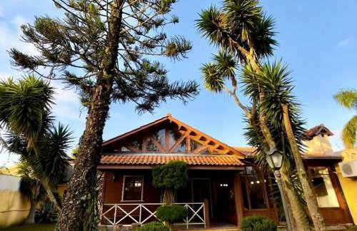 Ampla e luxuosa casa com áreas de lazer - Foto 21