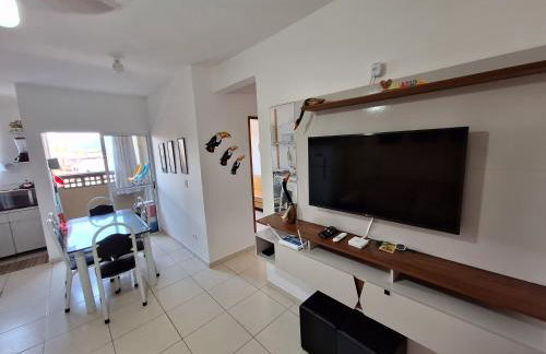 APTO PRAIA UBATUBA - Lindo e Equipado! Internet 500mb e 3 Tvs 2 Quartos Estacionamento TUDO PERTO - Foto 2