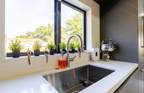 Miami Oasis by Brickell and Beaches - Photo 47