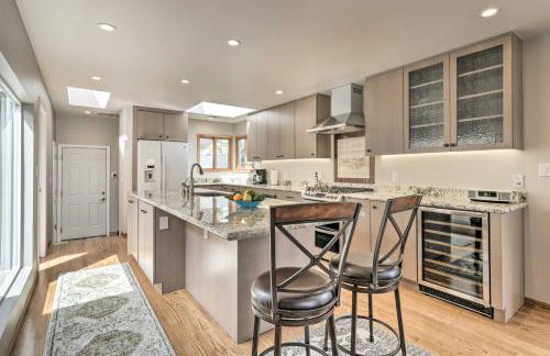 Ideally Located San Francisco Bay Home with Sunroom! - Foto 7