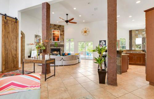 A Beautiful Desert Escape with Everything You Need - Foto 36