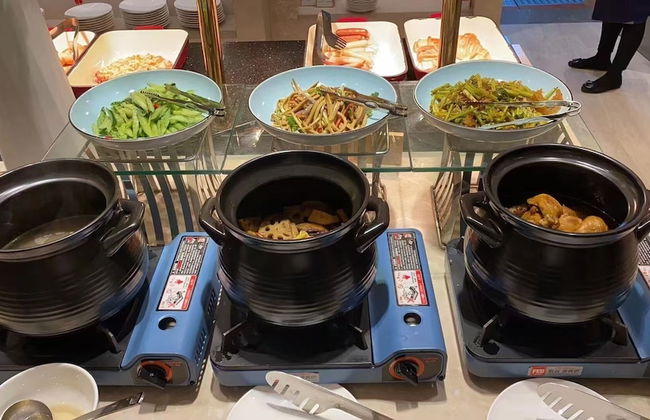 Cheng Du Wifc Suites -YYC Preferred - Photo 37