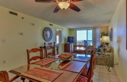 Destin on the Gulf 302 - Perfect location for a nice family getaway - Foto 12