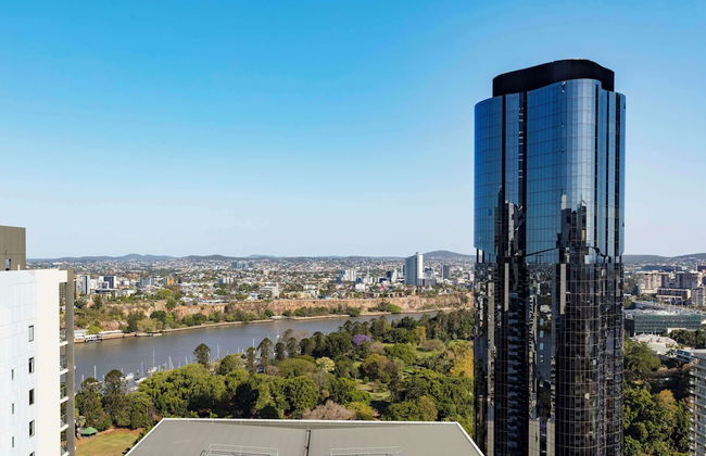 Oaks Brisbane River City Suites - Photo 47