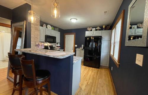 Get Kozy in Kenwood - Foto 5