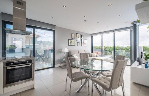 Hillside Villa - Photo 35