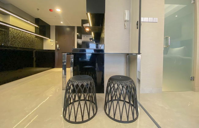 Spacious Combined Studio Apartment At Warhol (W/R) Residence - Foto 12