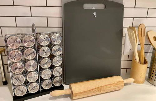 TMC 3-Story Townhome FREE EV Charge - Foto 43