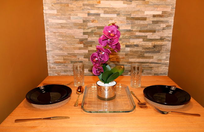 Sexy Luxurious Versace Apartment Near Sheffield - Photo 8