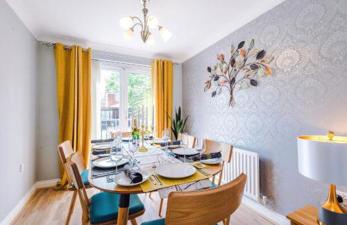 Beach Retreat with Hot Tub Sleeps 8 - Foto 24