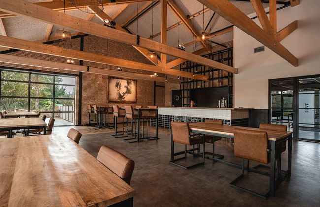 Large Countryside Group Stay - Photo 13