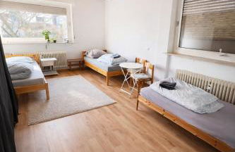 Land Lord Apartments 3-4 Sleeping Rooms near Frankfurt am Main - Foto 1