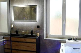 Appartement Cosy avec Balnéo - Tout à pied - Foto 12