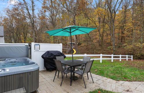 Brenda Lee History 2BR Villa Pool Hot Tub - Photo 7