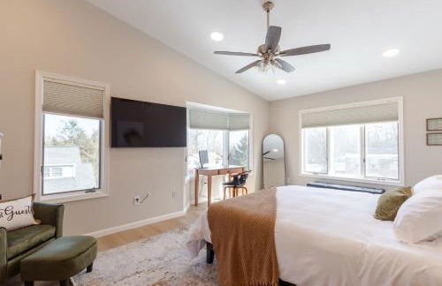 Large Luxury Home with Media Room and Game Room - 10 mins to Campus & Stadium - Foto 44