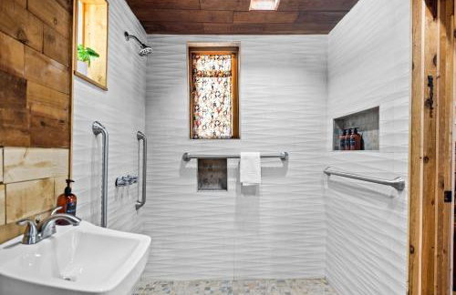 Stunning Bay Views with Pickleball and Hot Tub - Foto 37