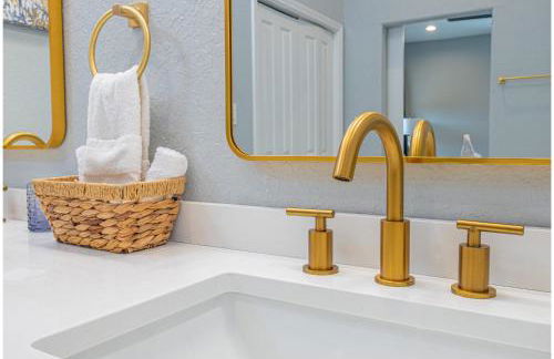 Trendy Historical Home Near Downtown Attractions - Foto 62