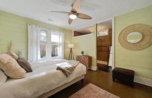 Peaceful Bungalow with Fenced Yard near Shops and Cafes - Photo 13