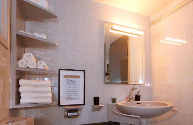 The Bridge-House Apartment - Photo 30