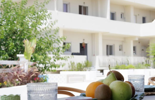 Maggana Residence - Photo 2