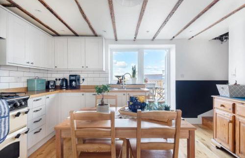 Cosy Fisherman's Cottage with Balcony & Sea Views - Foto 6