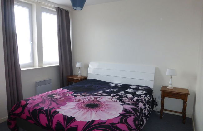 Apartment Near the Beach in Ploulec'h - Photo 4