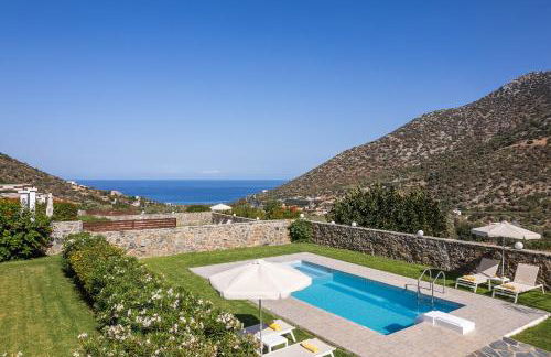 Real Dream Villas, Cretan Gems with SeaViews, By ThinkVilla - Photo 2