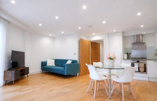 Stylish Garden Flat with Parking 20min to Central London - Foto 1