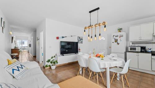 Home2Book Charming Apt Caleta de Caballo Beach - Foto 5