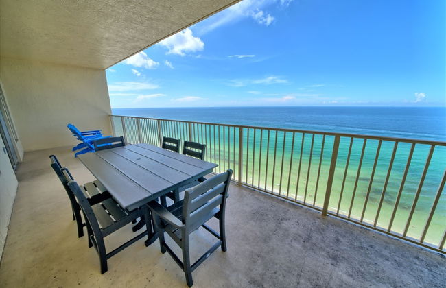 Wondrous Condo with Beach Access and Poolside Beach - Unit 2103 by RedAwning - Foto 36