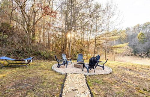 Riverside Relaxer w/Hot Tub+Fire Pit +Wifi & view - Foto 66