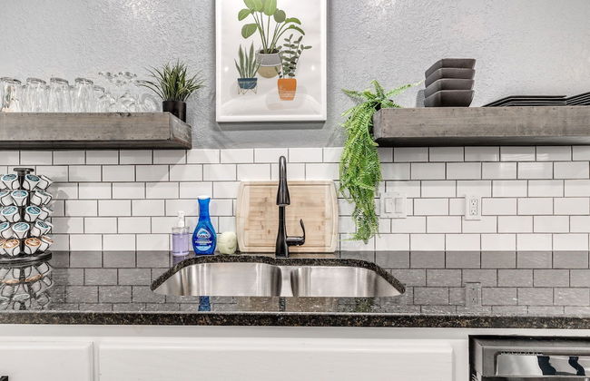 Veteran-Owned Home in Quiet OKC - Foto 17