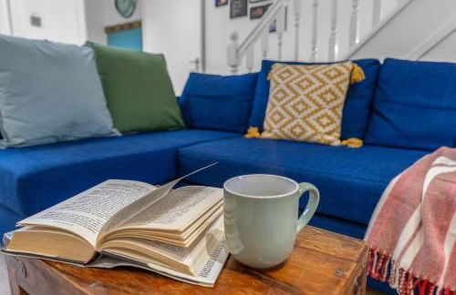 Free Parking - Central - Sleeps 6 - 2 Bedrooms - Foto 18