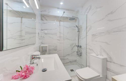 Wonderful apartment with a Sea view, WiFi, Pool - Foto 11